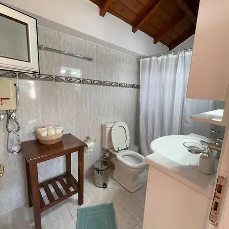 Blackmountain Apartment Gythio